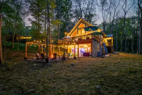 Luxe Chalet w/Dome~Hot Tub~Theater~Game Room~Lake - Image 2