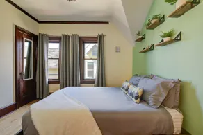 Historic Bungalow w/Guitar & Turntable | Sleeps 6 - Image 5