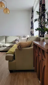 Charming Bungalow| Inner-City Garden Retreat - Image 4