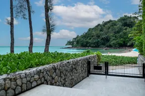 Luxury Penthouse 407sqm Beachfront and private pool - Image 3
