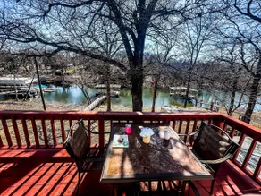 Pet friendly- Waterfront Home with Game room - Image 4