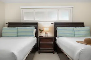 Private Luxury 2 bedroom condo Ocean view, King Bed, 2 queen beds, free wifi - Image 4