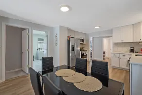 Centrally Located 3Br Cozy Home - Image 4