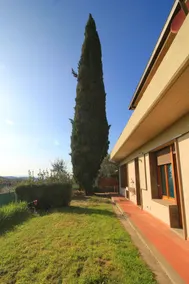 Florence in the hills - Image 3