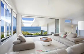 Coolum Bays Beach House, sleeps 12, ocean views - Image 3