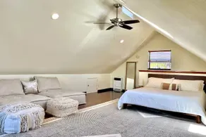Beachy 2BR by the Boardwalk - Image 2