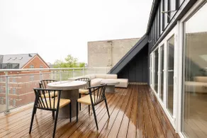 Private Rooftop Escape in the Heart of Nørrebro - Image 5