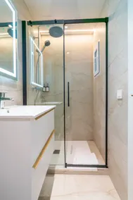 C43 Brand New Apartment Madrid Rio - Image 4
