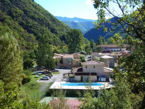 Cozy 1BR with Balcony, Pool & Thermal Spa - Image 5