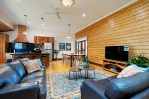 Spacious Goldfields Retreat - Central & Charming - Image 2