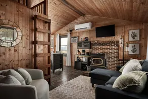 Cozy Mountain Cabin w/Stunning Views, & Fast WiFi - Image 2