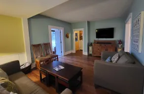 Charmer on 4th: 3BR/2BA Downtown + Fire Pit + Yard - Image 5