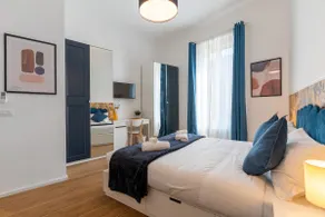 Moscova Luxe - Elegant Stay with 2 Bathrooms - Image 3