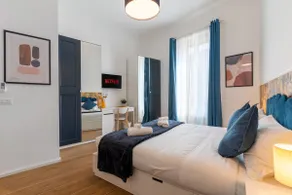Moscova Luxe - Elegant Stay with 2 Bathrooms - Image 4