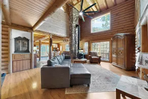Pecos River, 3 Story Log Cabin, 12 Acres, WiFi - Image 3