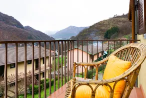 Relaxation, trekking, and medieval villages [Balcone and box] - Image 2