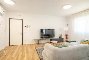 Top Apartment 3 Rooms 2 Bathrooms Pordenone center - Image 4