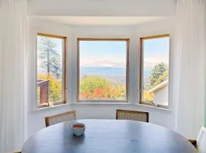 Peaceful Berkeley Hills Home with Stunning Views - Image 4