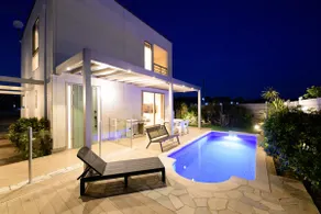 Pool from Apr 20! Villa with heated pool｜parking - Image 3