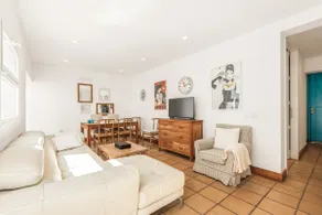 Fantastic house a short walk from the beach - Image 2