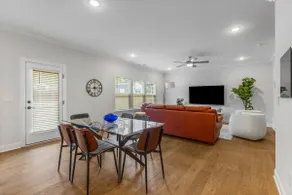The Somerset: 6 min to downtown! - Image 4