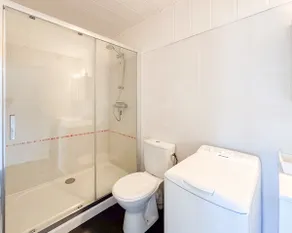 Clio with air conditioning + parking - 2 minutes from the beach - Image 5