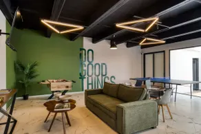 Stunning Apt w/a Terrace | Rooftop+Gym+Game Room - Image 5