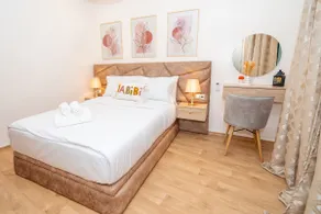 Luxury Suite, Marina & Downtown + Beach 150 m - Image 4
