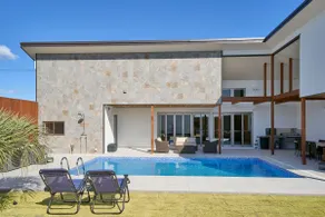 Entire house rental / luxury villa / pool / jacuzzi / sauna / pets allowed / 9 guests / Kujukuri - Image 2