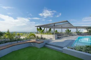 Unique 2 BDR Apartment at Loxwood House With Rooftop Pool and Gym - Image 3