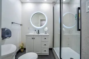 Magnificent Loft – Le Petit Champlain # 22 - Image 5
