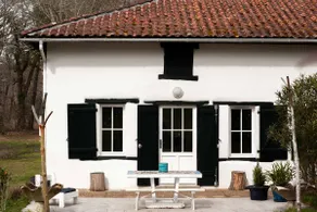 Cute cottage in a private forest, beside the lake - Image 2