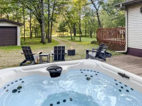 Near Sand Valley! Golf Sim! Game Room! Hot Tub! - Image 3