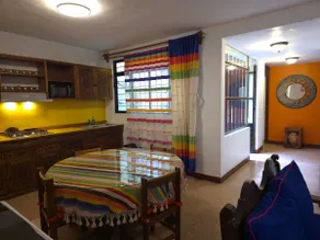 Spacious apartment with breakfast included - Image 4