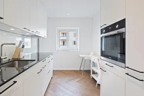 STAYY Urban Base /kitchen/balcony/parking - Image 3
