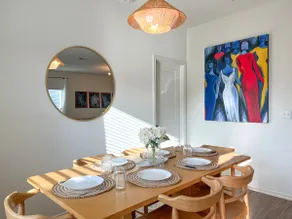 Fully stocked home, fits 10PPL, BIG backyard ATX - Image 3