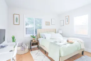 New Smart 3BR Home | In-Unit Laundry | Intern Deal - Image 2