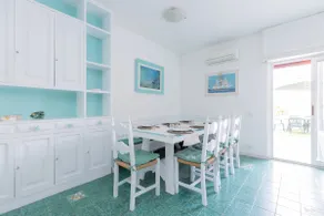 Spacious Sea-View Villa (Private Parking) - Anzio - Image 5