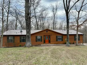 Cabin w/ Hot Tub in Center of Shawnee Wine Trail! - Image 5