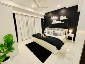 Lively 2BHK Apt near Airport, BKC & NMACC - Image 2
