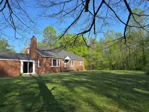 Hidden Gem in Rocky Top - Image 2