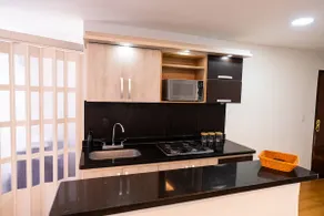 Modern apartment in Milan, Excellent location - Image 5