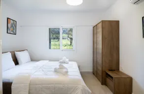 Xeno Bayview Apartment Salamina - Image 5