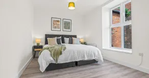 Gold St D-Lux | Chic 1BR Apt Heart Of Northampton - Image 2