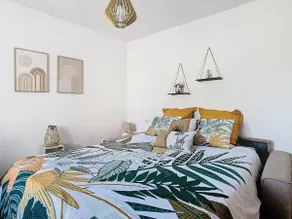 Sublime air-conditioned studio with patio and gazebo. - Image 3
