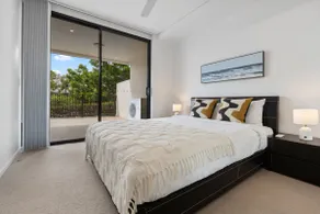 2-Bed Apt Near Mt Coot-tha, UQ & Brisbane CBD - Image 2