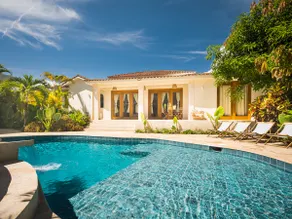 Tropical Roga Villa with Private Pool - Image 3
