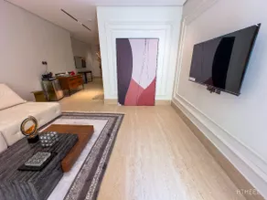 A1 - A very large modern studio with an outdoor patio - Image 5