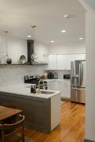 Quaint Townhome on Queen - Image 5