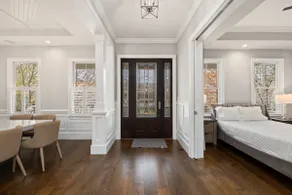 Clarendon House - with 8 BR, 6 BA - Image 3